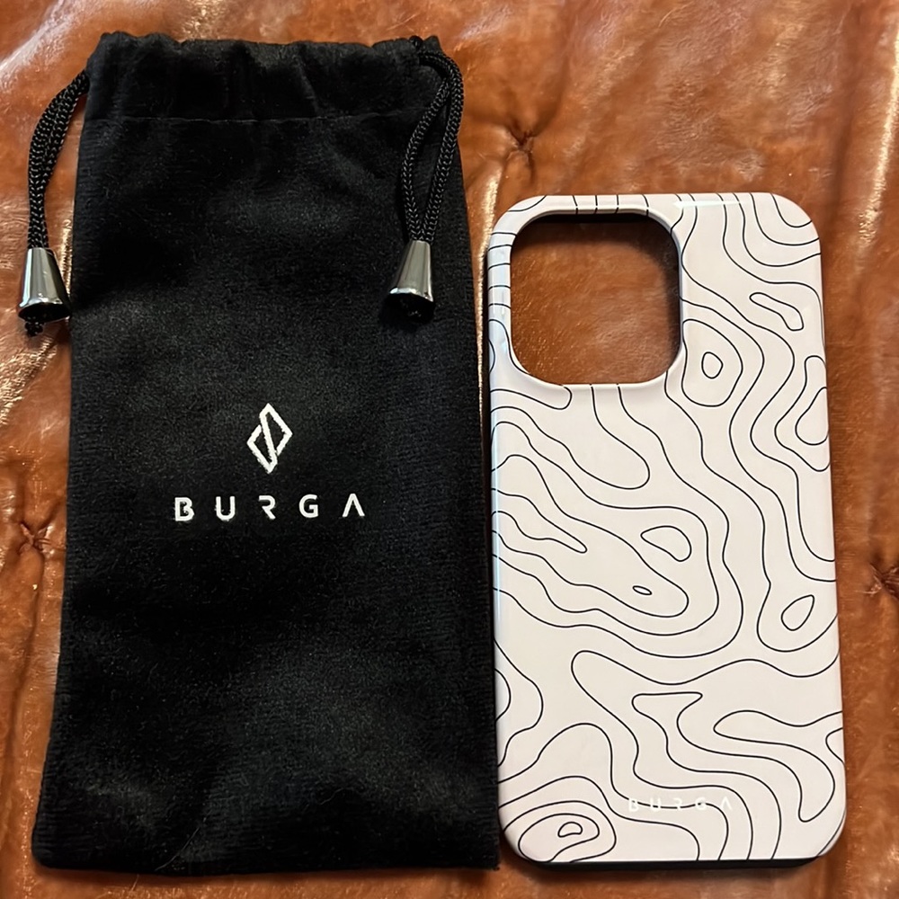 Never used - burga minimalist tough iPhone 13 pro case